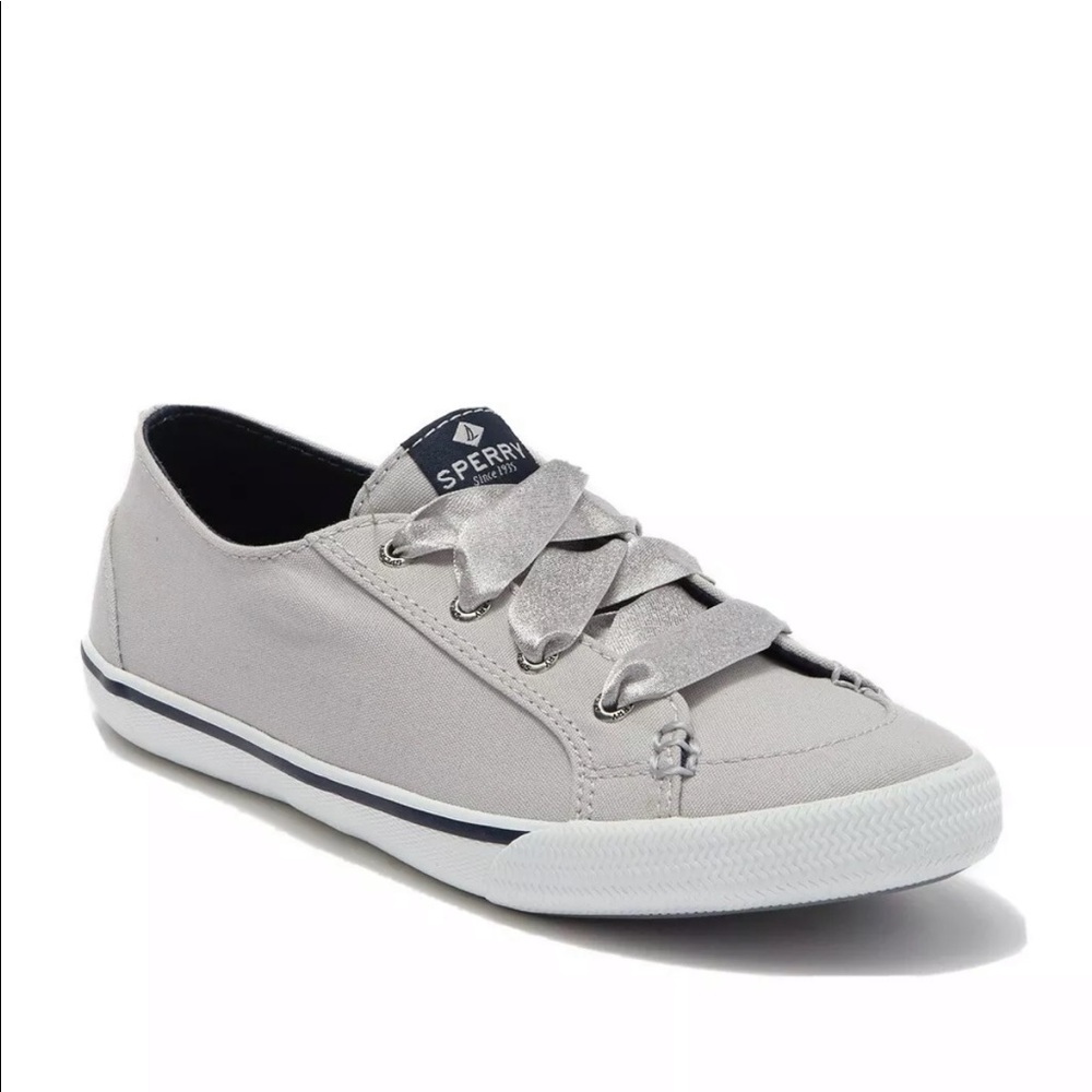 Brand new sperry Women’s Satin Lace Sneaker 8.5